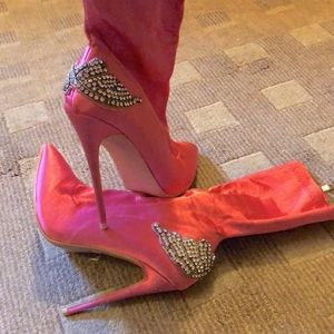 *UNIQUE* neon pink embellished sock boots!